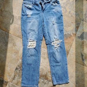 Boyfriend Ripped Jeans w/ Lace